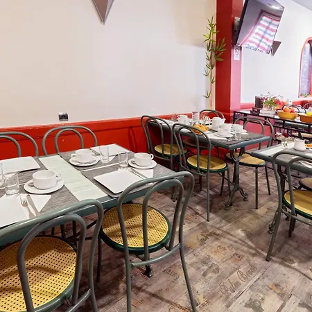 De Paris 3* Jaligny-sur-Besbre