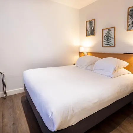 Hotel De Paris 3*